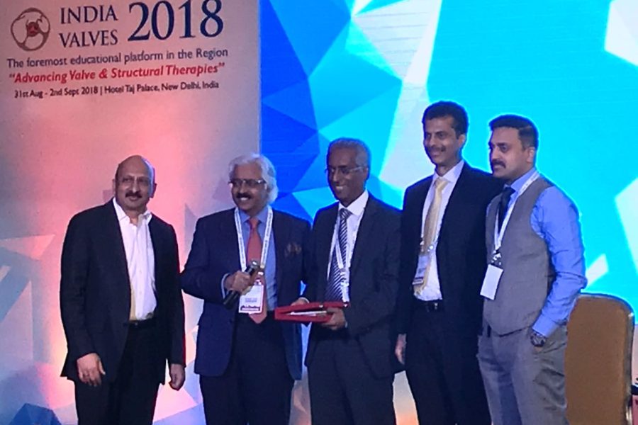 Felicitating Dr.Ganesh Manoharan during India Valves 2018